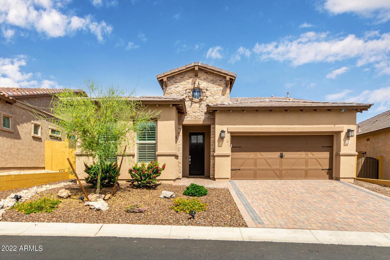 1749 N Harper, Mesa, AZ 85207