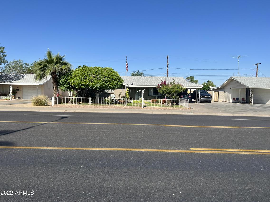 13032 N 111th Ave., Youngtown, AZ 85363