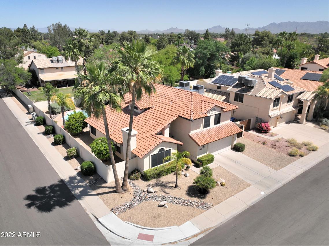 4530 E Vista Dr., Phoenix, AZ 85032