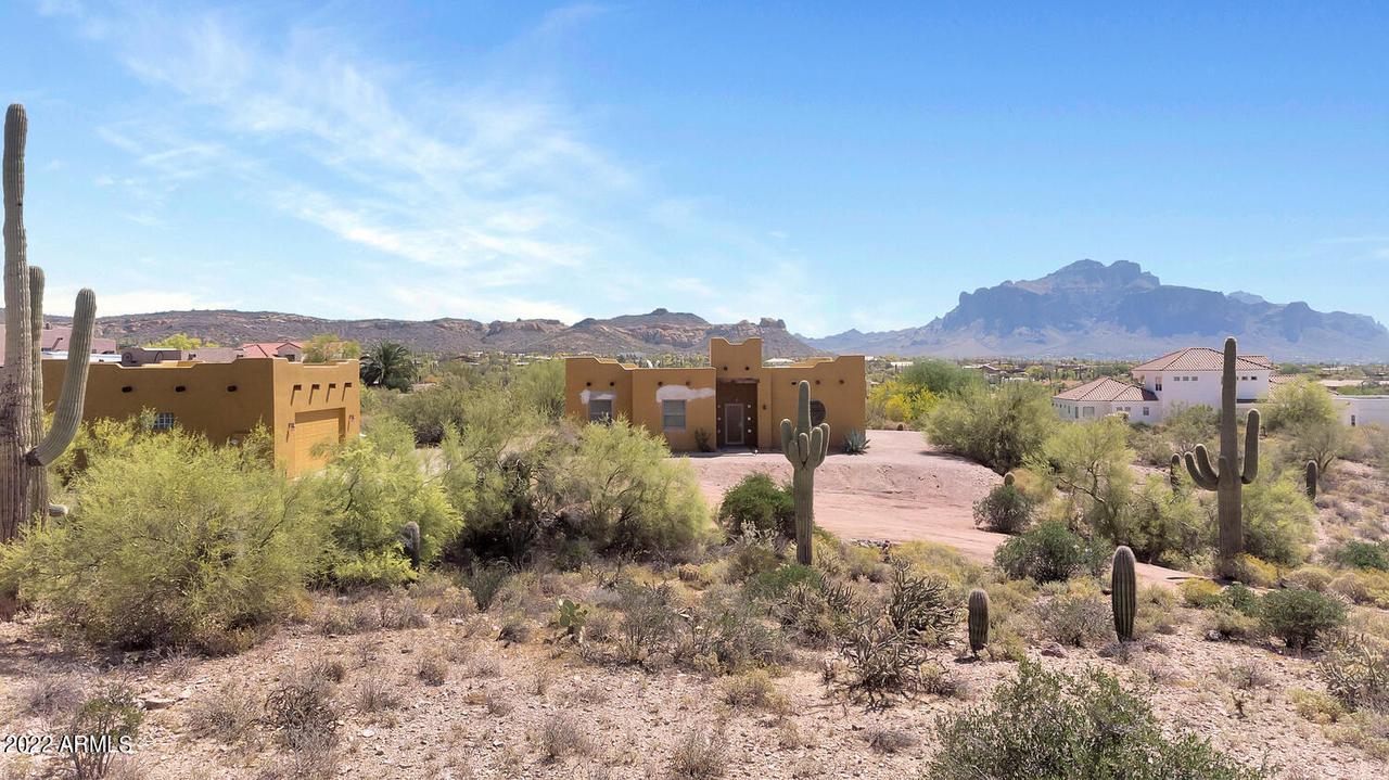 5255 N Idaho Rd., Apache Junction, AZ 85119