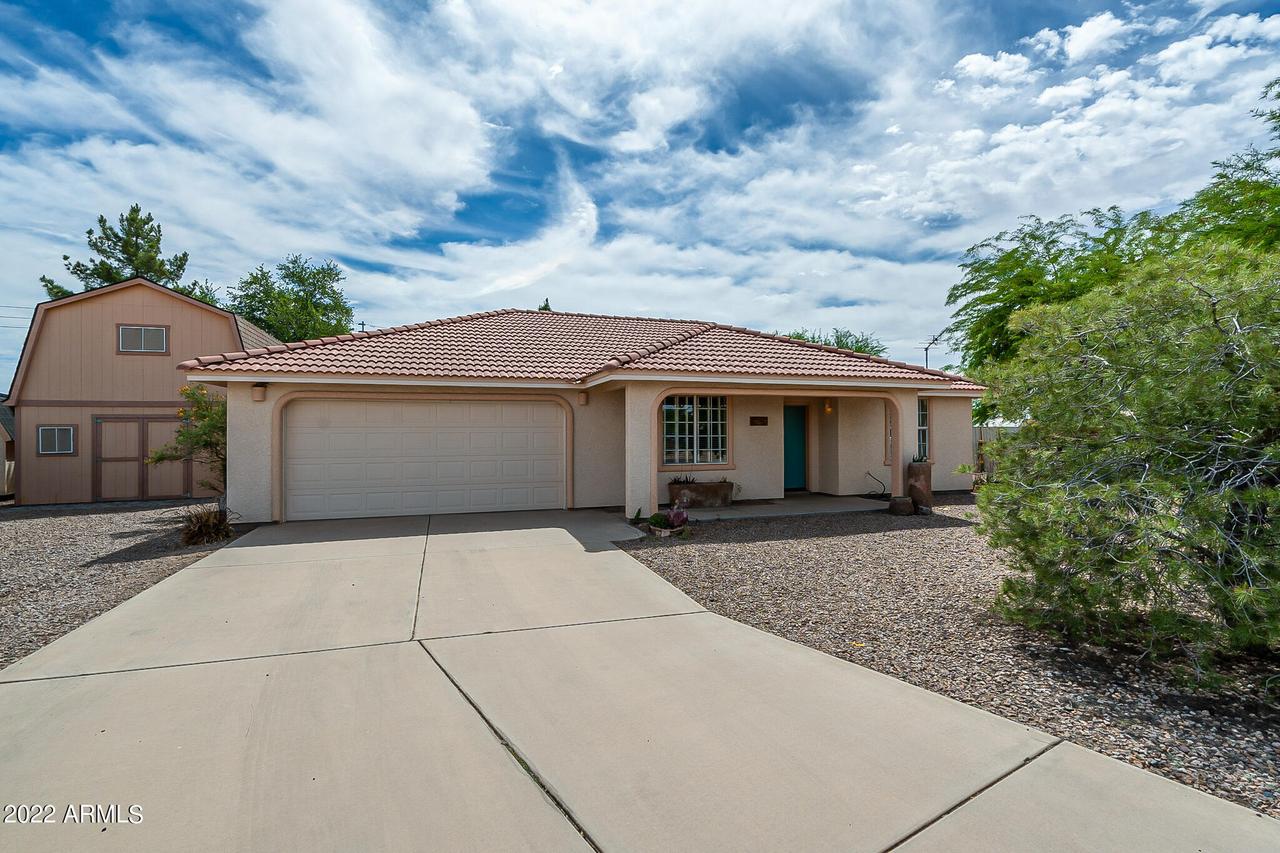 8230 W Newport Cir., Arizona City, AZ 85223