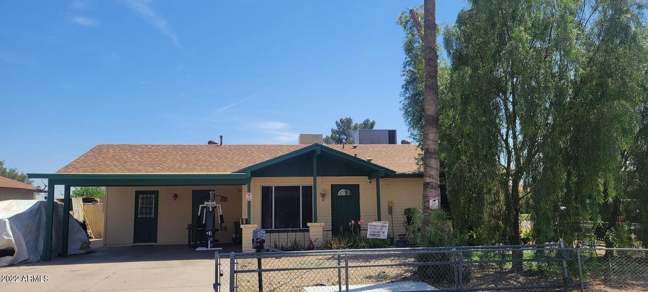 1801 N 54 Ln., Phoenix, AZ 85035