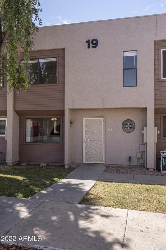 1318 S Mitchell Dr., Tempe, AZ 85281