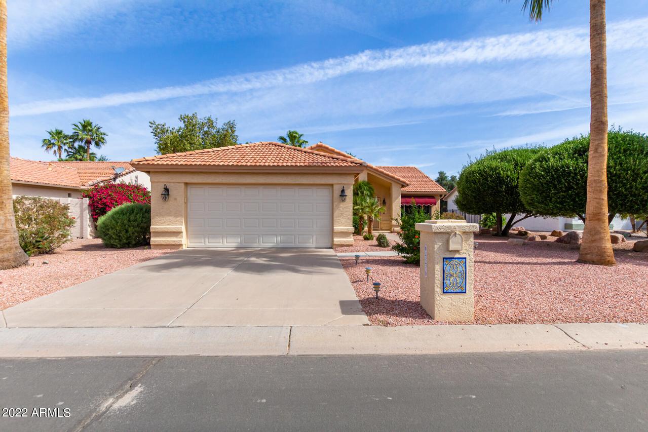 9330 E Nacoma Dr., Sun Lakes, AZ 85248