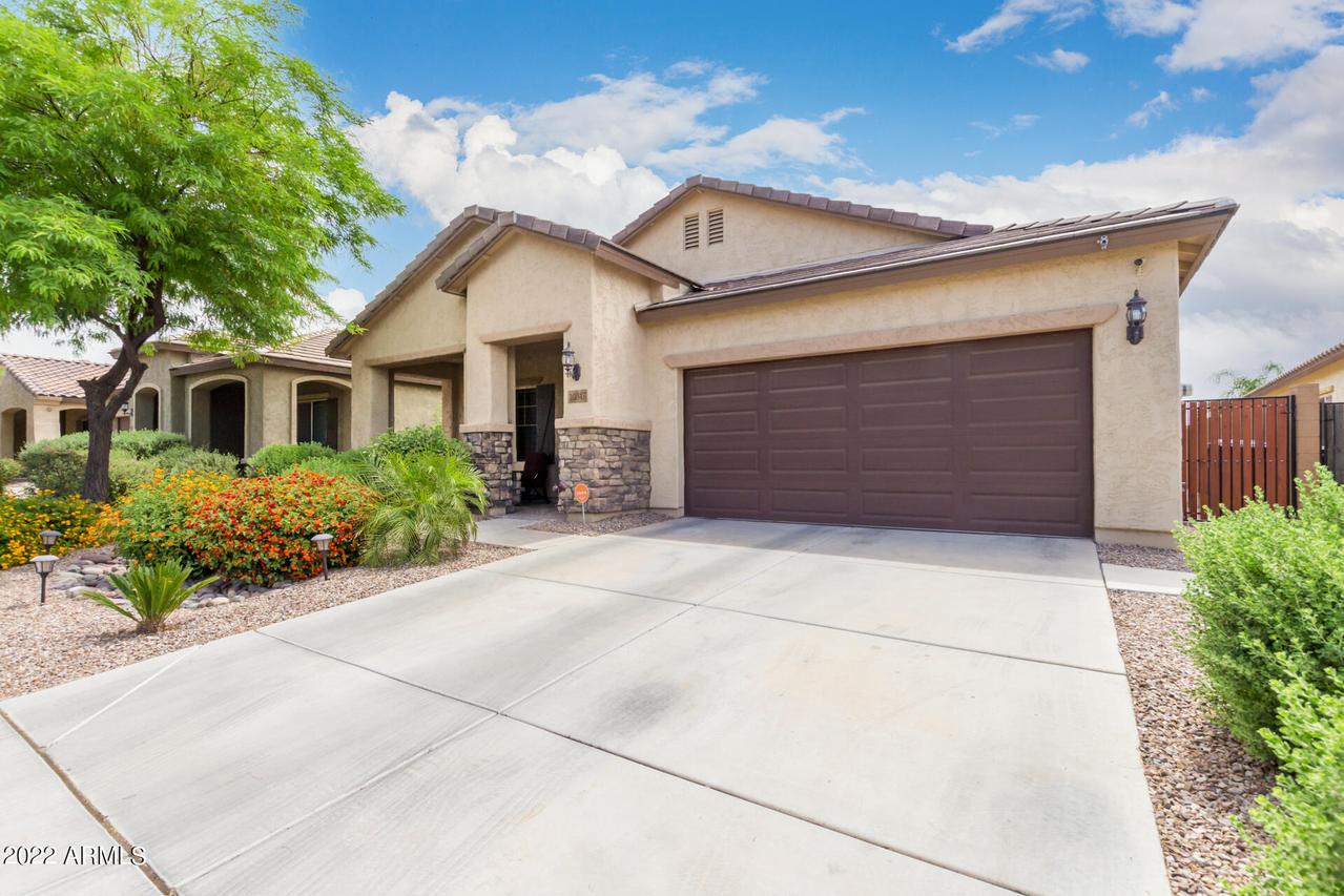 10847 E Thatcher Ave., Mesa, AZ 85212