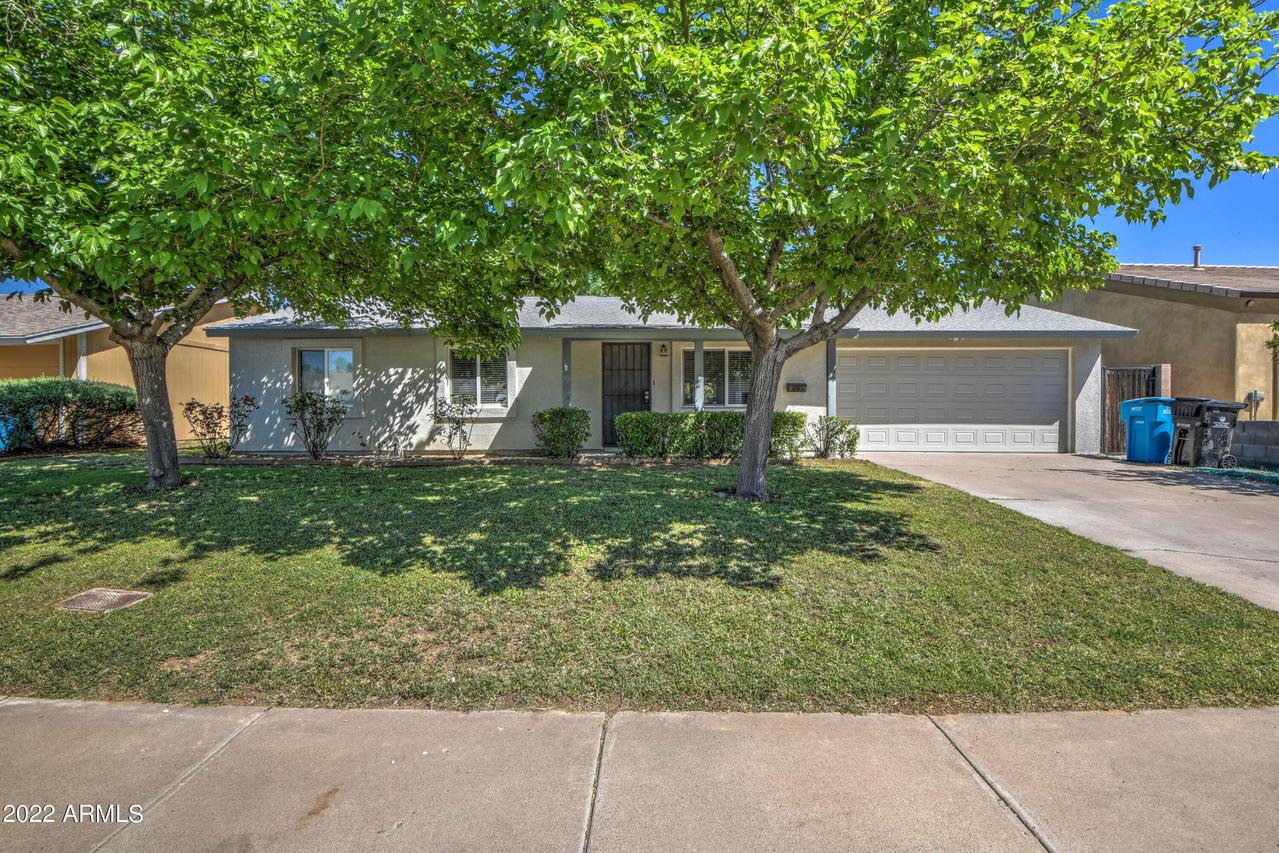 13817 N 38th St., Phoenix, AZ 85032