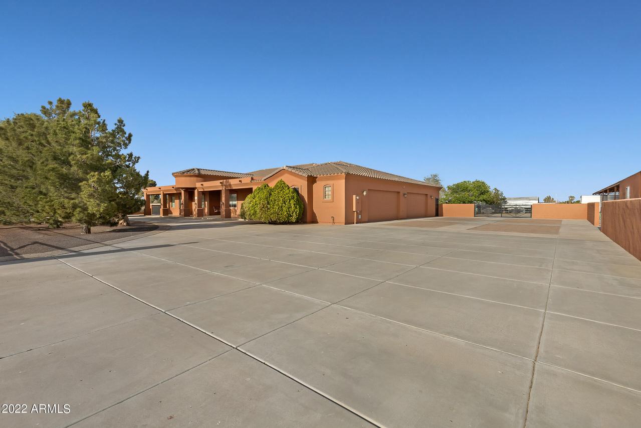 3009 S 200th Ln., Buckeye, AZ 85326