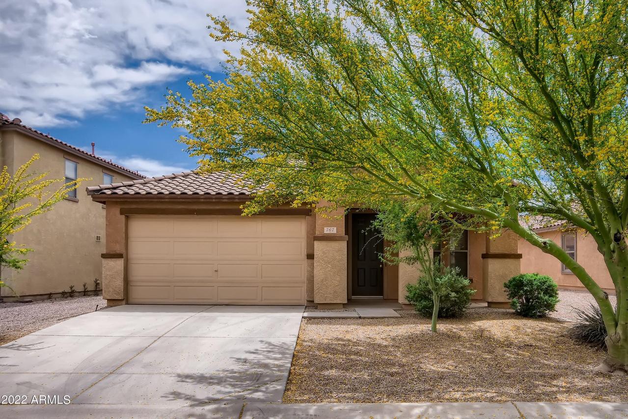 767 E Desert Moon Tr., San Tan Valley, AZ 85143