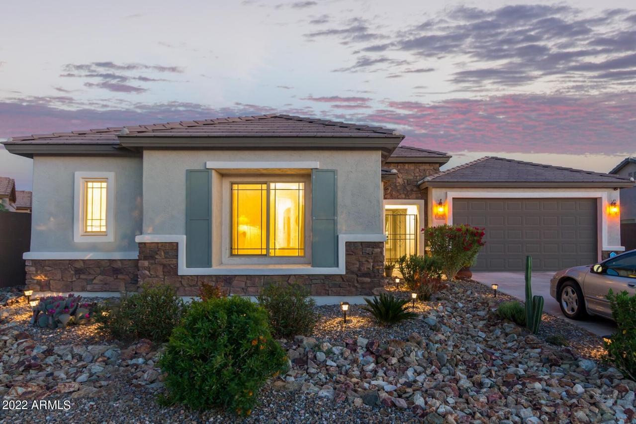 5879 W Autumn Vista Way, Florence, AZ 85132