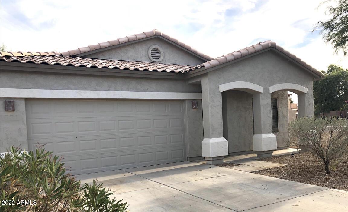 521 E Red Rock Tr., San Tan Valley, AZ 85143