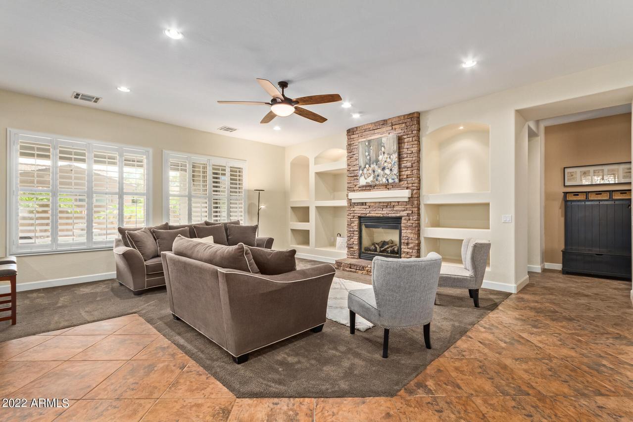 2623 E Lantana Dr., Chandler, AZ 85286