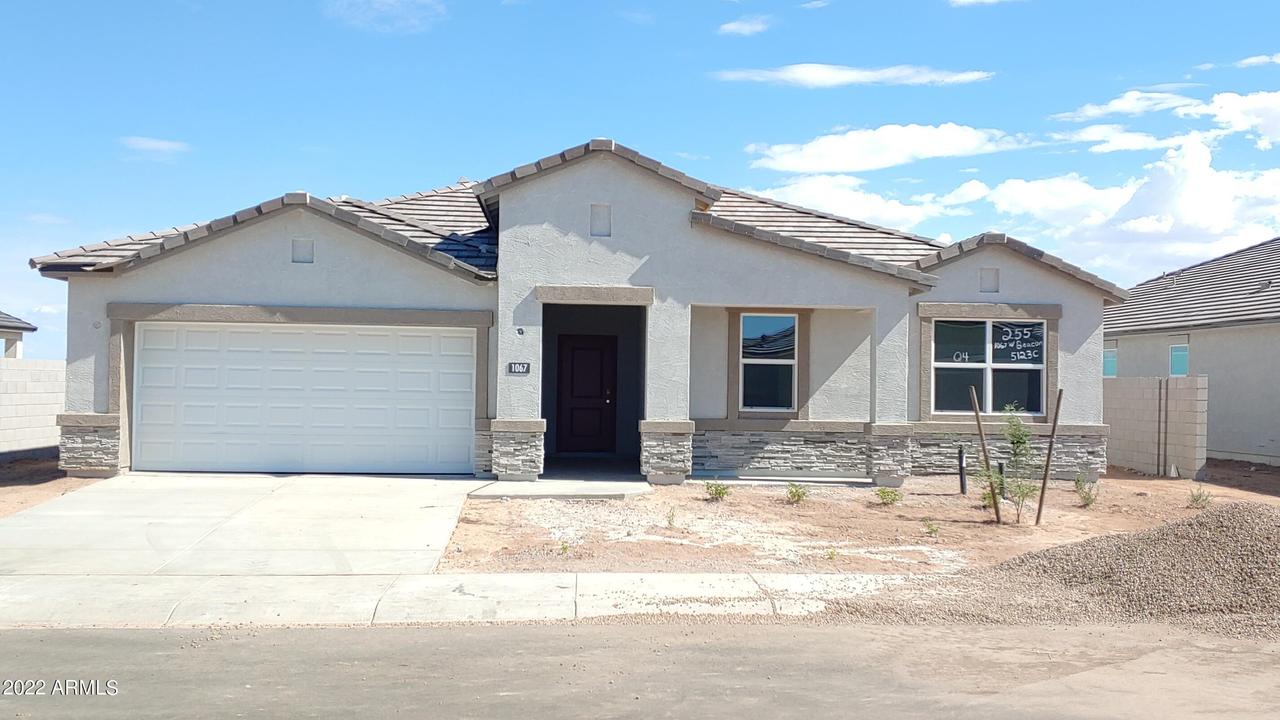 1067 W Beacon Dr., Casa Grande, AZ 85122