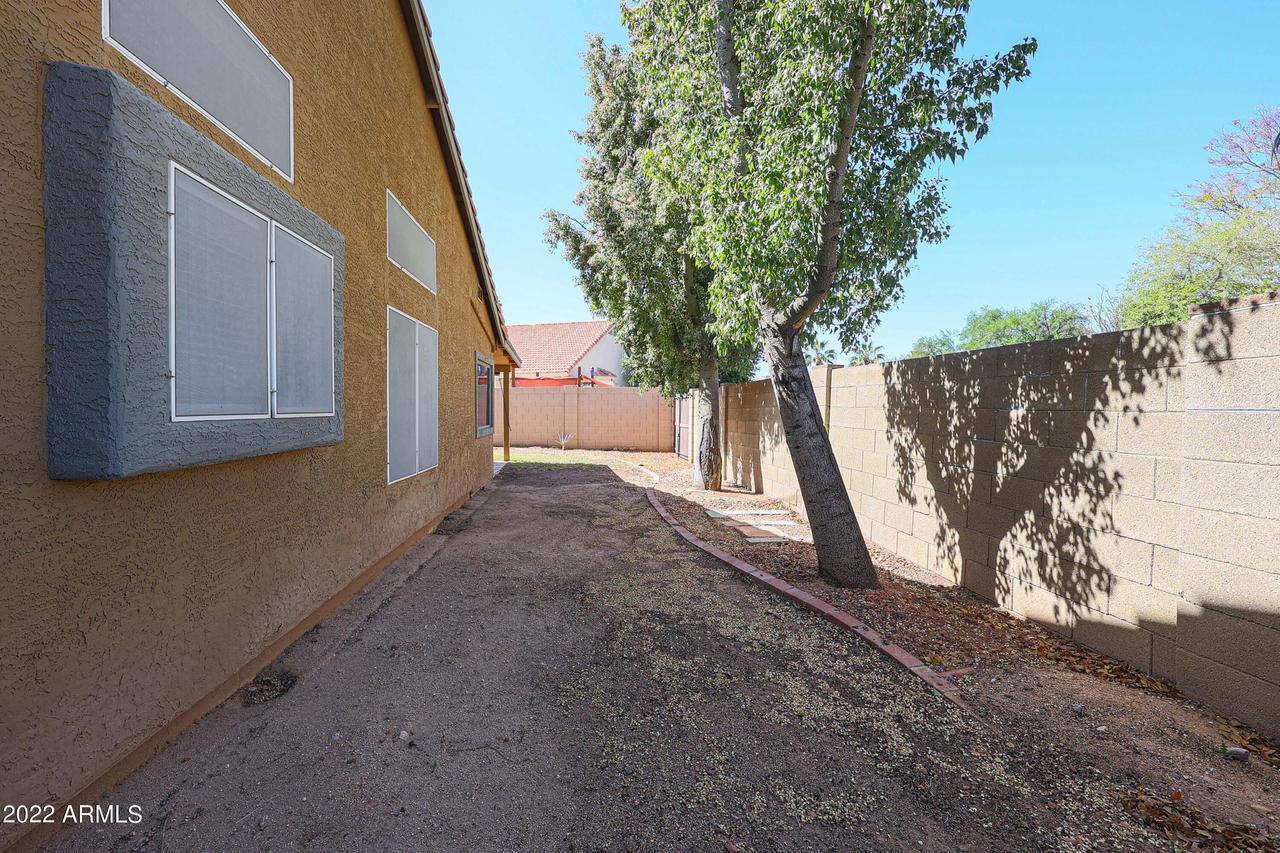 4237 W Camino Vivaz Ave., Glendale, AZ 85310