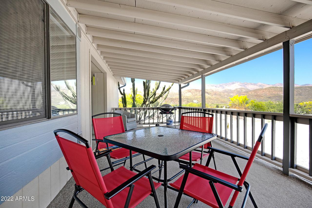 19101 E Mesquite Dr., Black Canyon City, AZ 85324