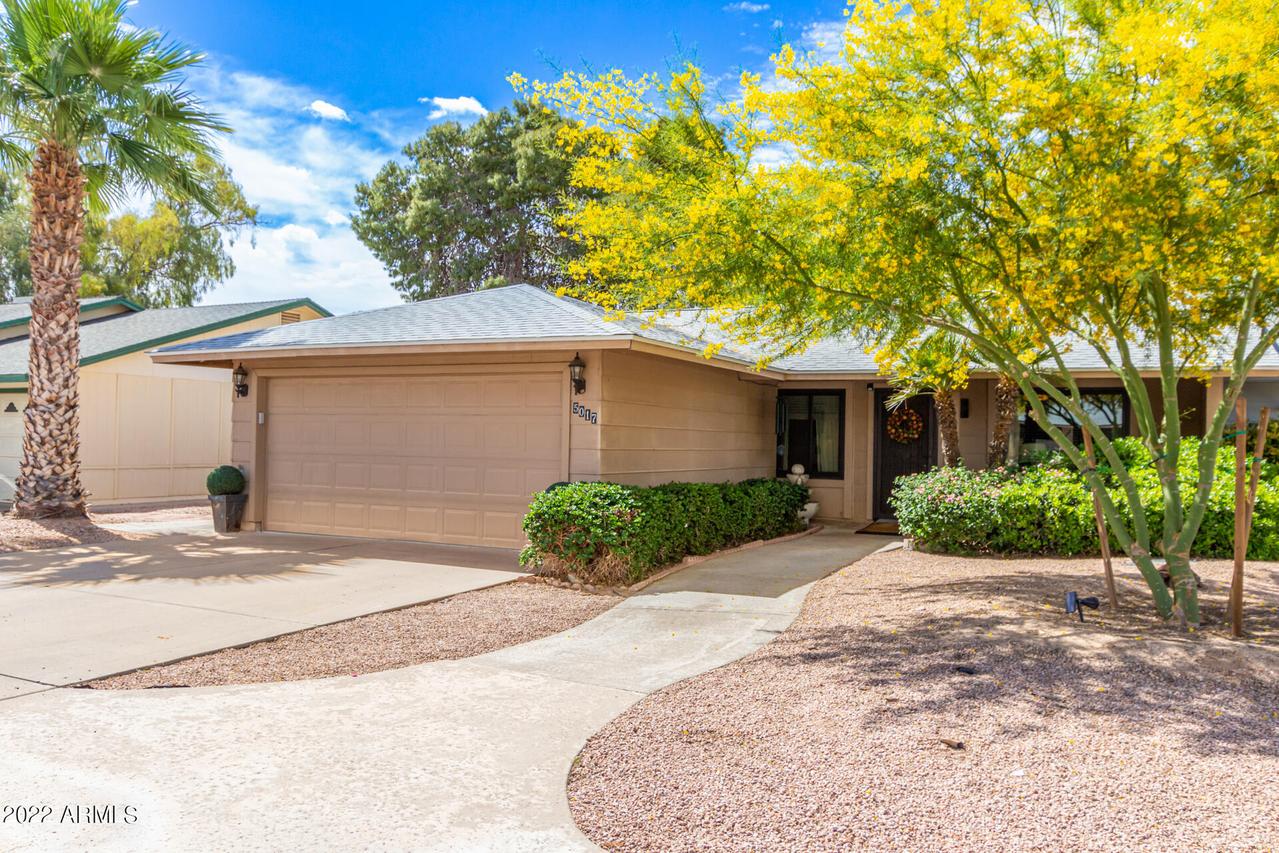 5017 E Mesquite Wood Ct., Phoenix, AZ 85044