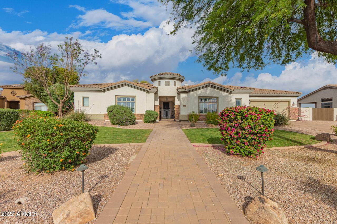 597 S Parkcrest St., Gilbert, AZ 85296