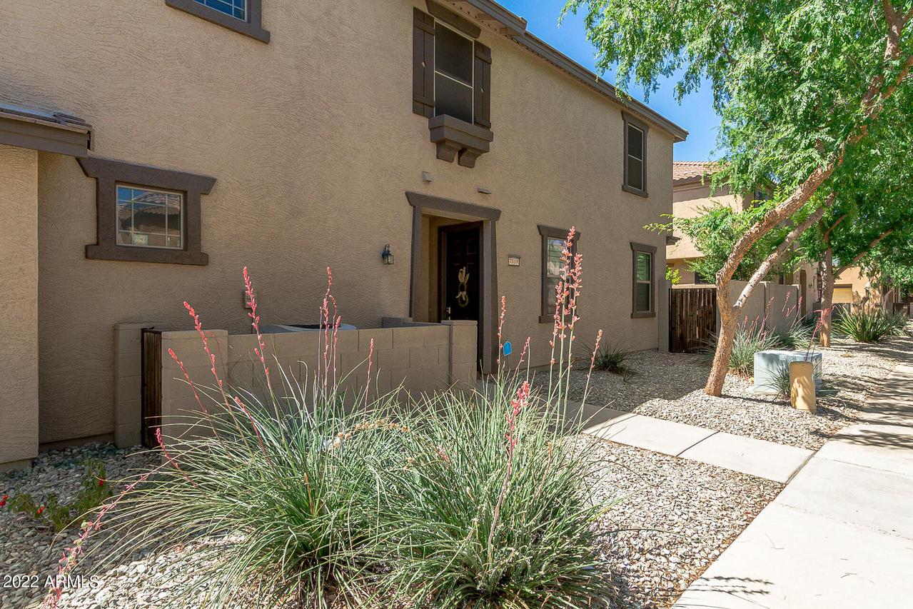 7518 S 31st Way, Phoenix, AZ 85042