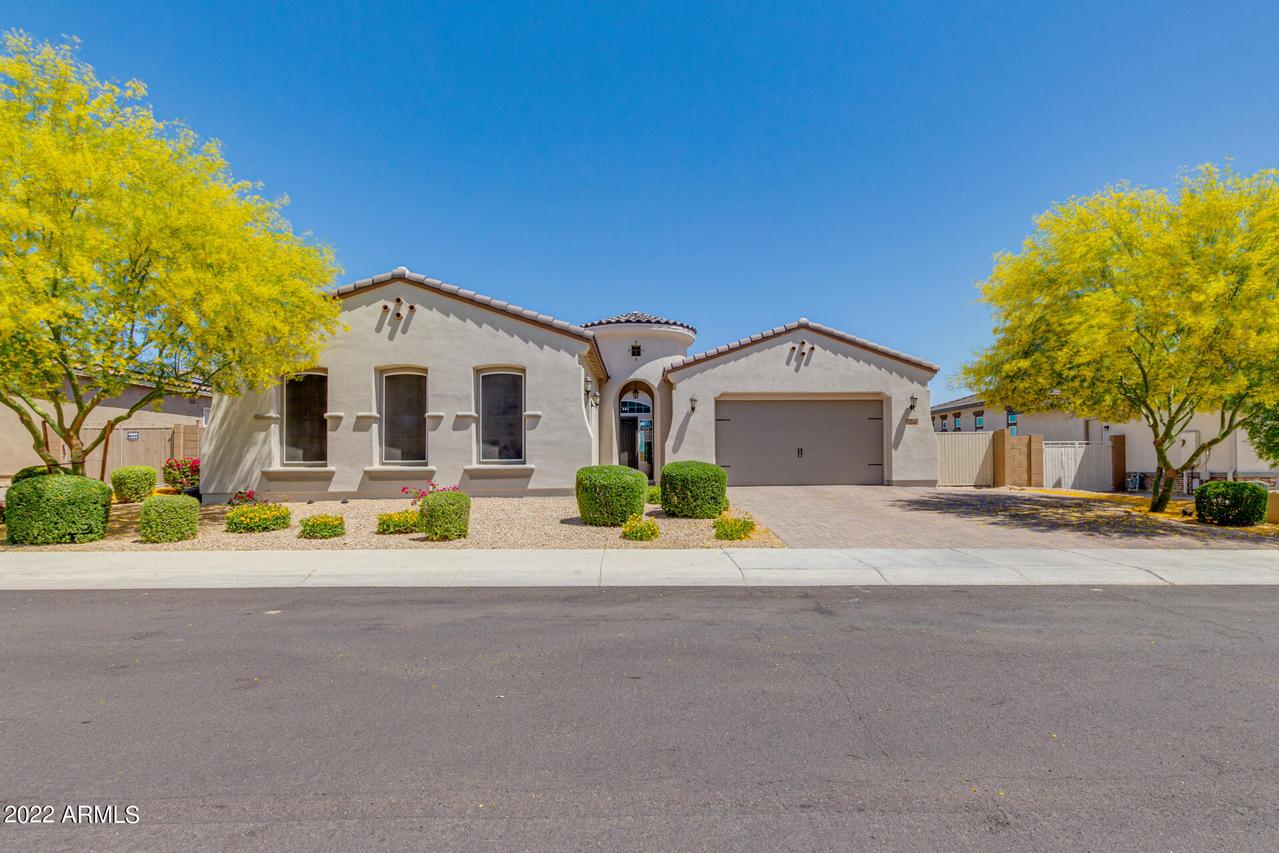 5221 N 145th Dr., Litchfield Park, AZ 85340