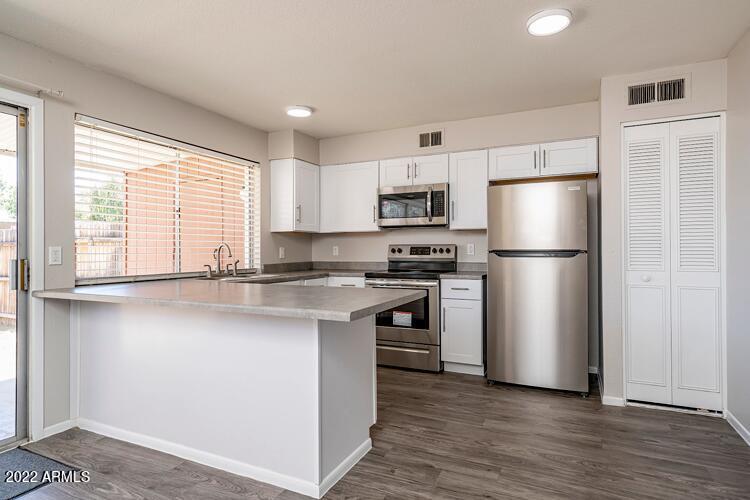 4604 W Krall St., Glendale, AZ 85301
