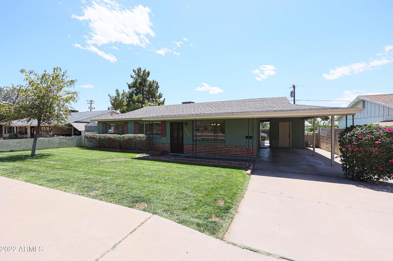 1107 E El Caminito Dr., Phoenix, AZ 85020