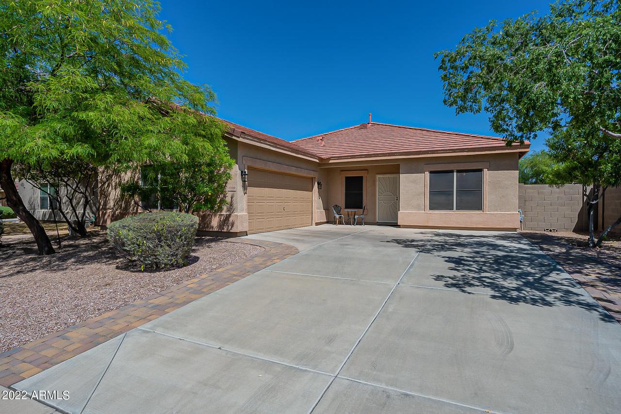 8809 S 13th Way, Phoenix, AZ 85042