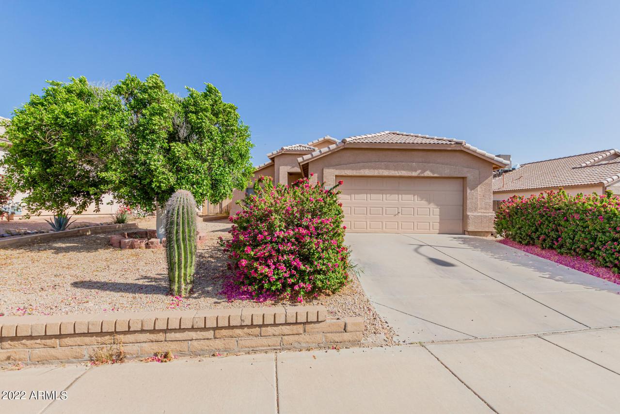 11333 W Seldon Ln., Peoria, AZ 85345