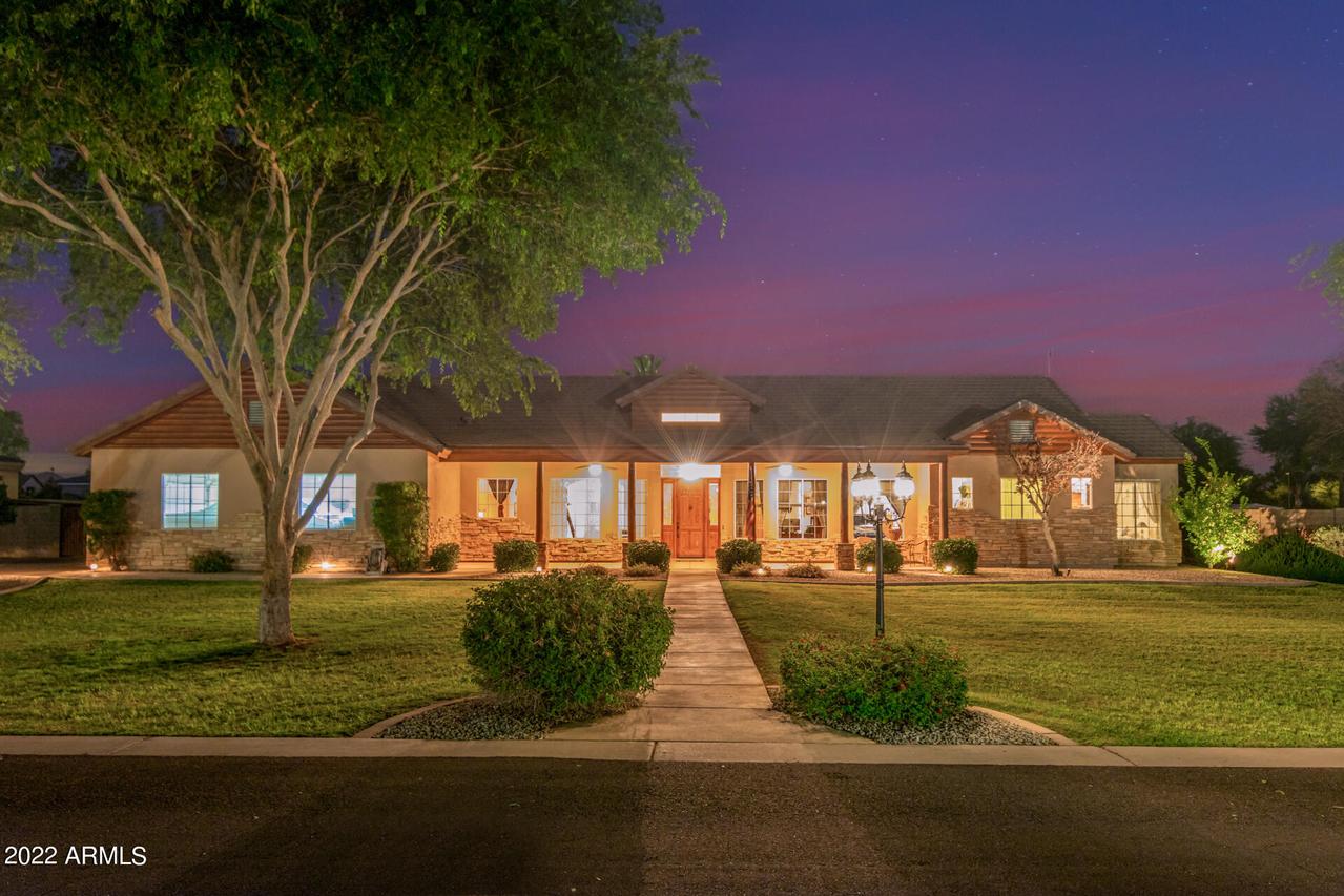 2653 E Ridgewood Ln., Gilbert, AZ 85298