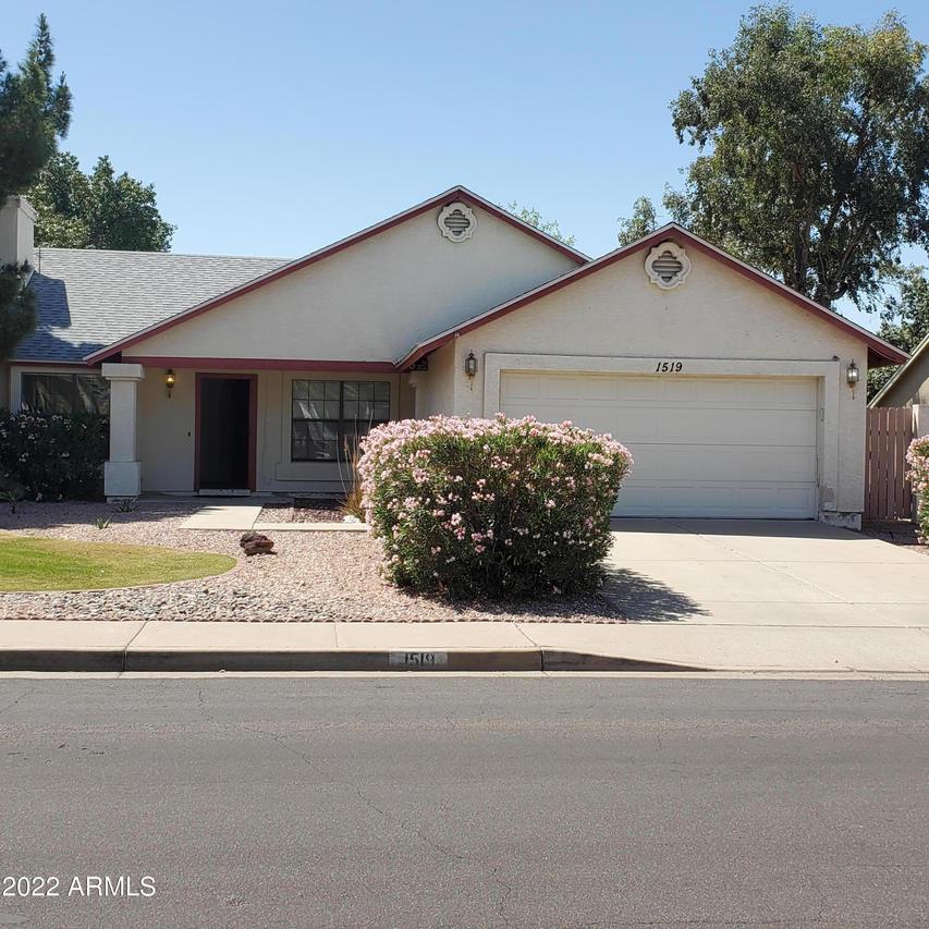 1519 E Utopia Rd., Phoenix, AZ 85024