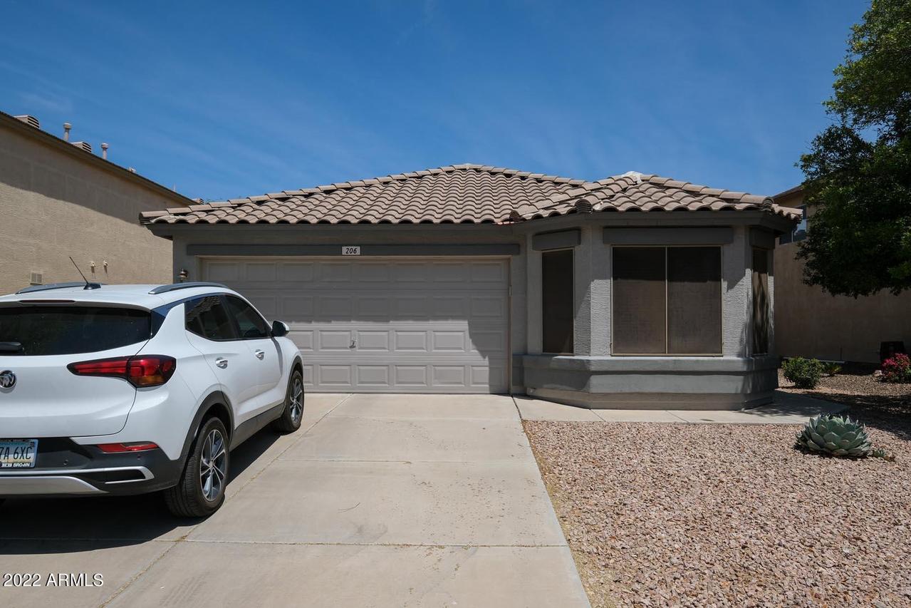 206 W Brangus Way, San Tan Valley, AZ 85144