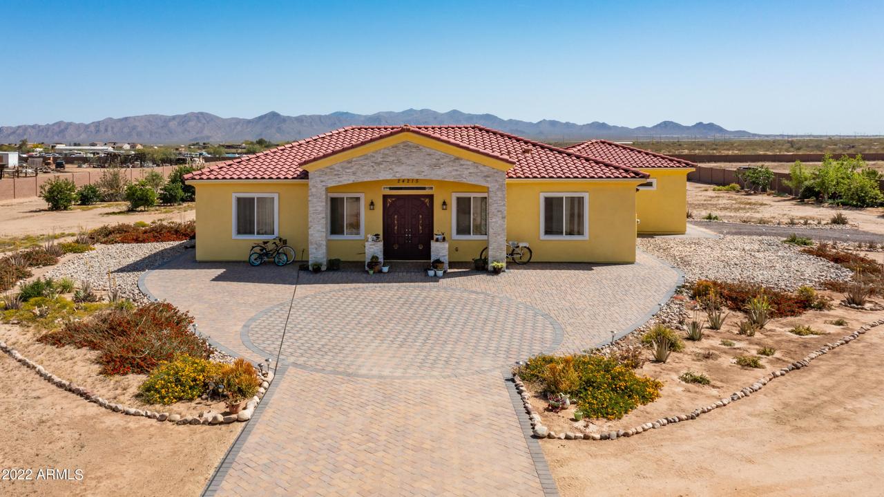24215 W Pinnacle Vista Ln., Wittmann, AZ 85361