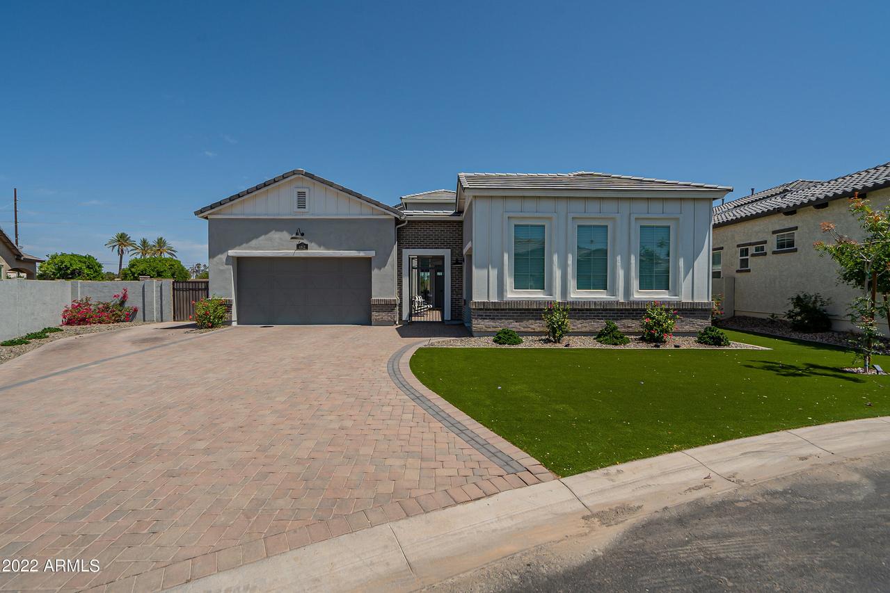 4512 E Fairbrook St., Mesa, AZ 85205