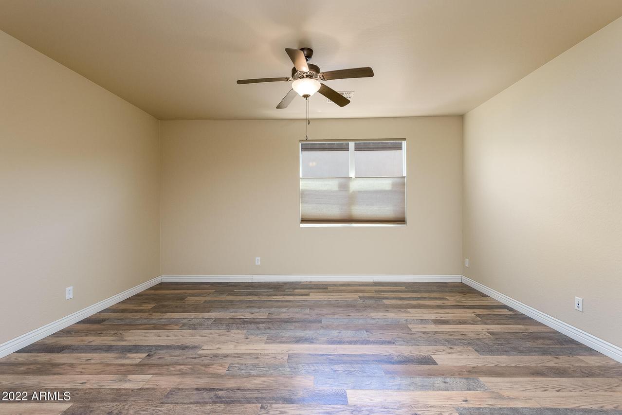 10012 S 5th St., Phoenix, AZ 85042