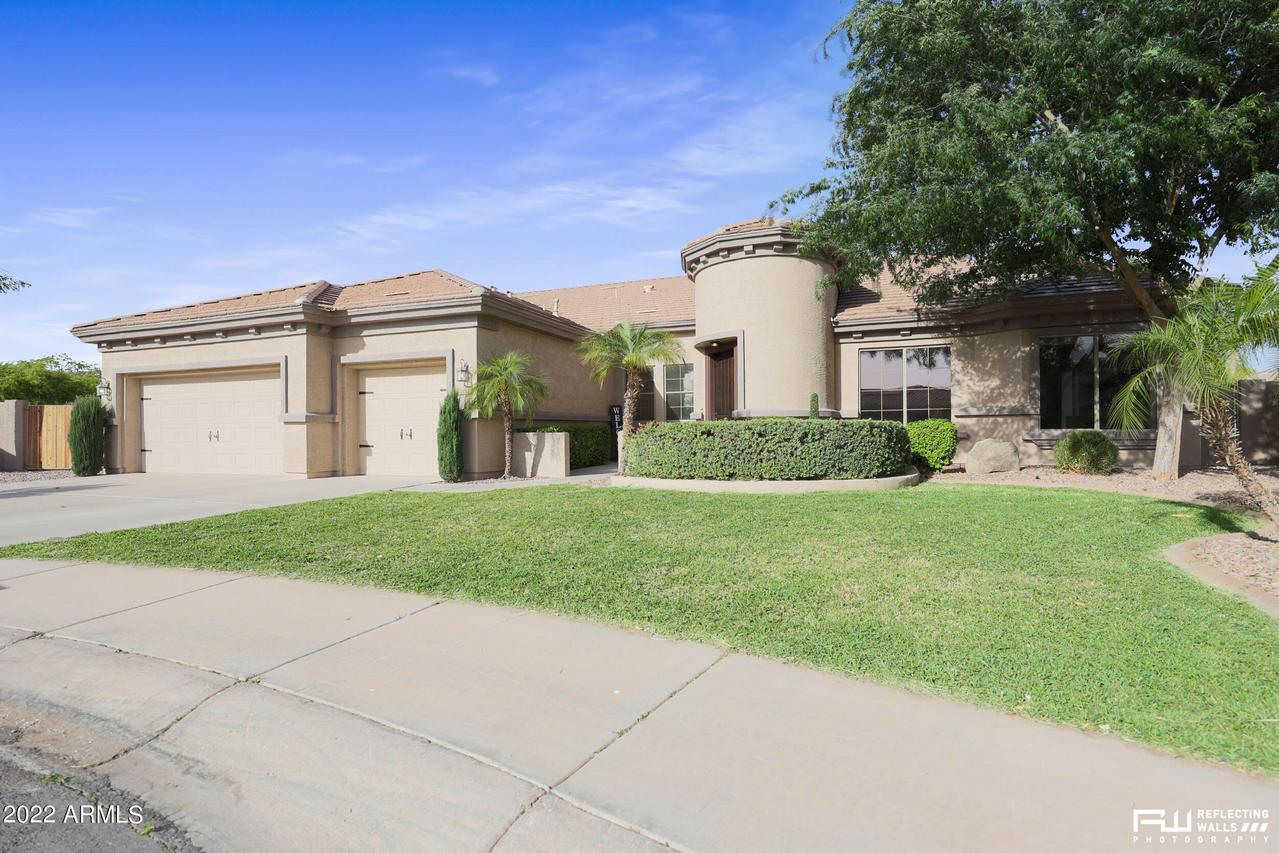 2644 E Colonial Ct., Chandler, AZ 85249