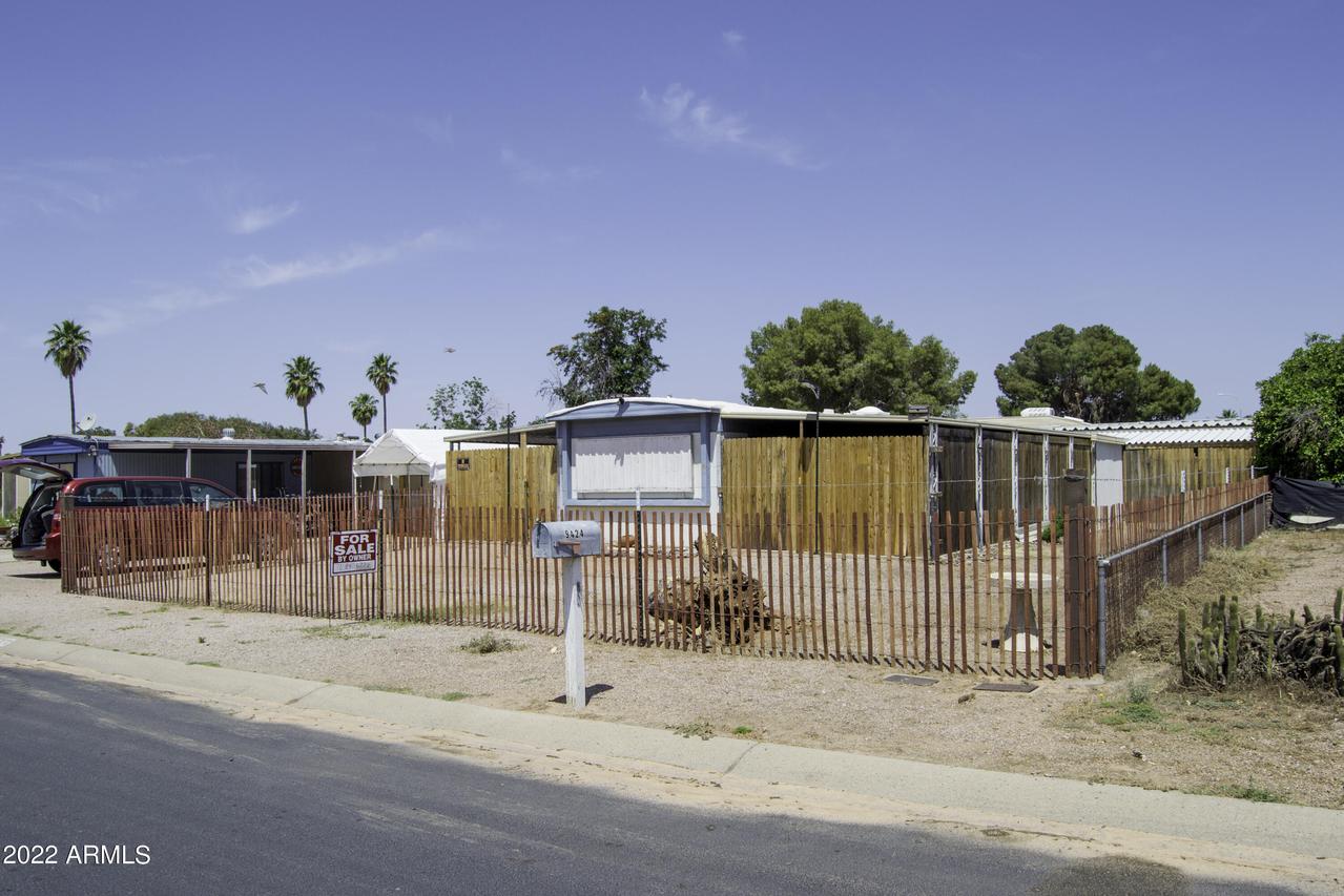 9424 E Escondido Ave., Mesa, AZ 85208