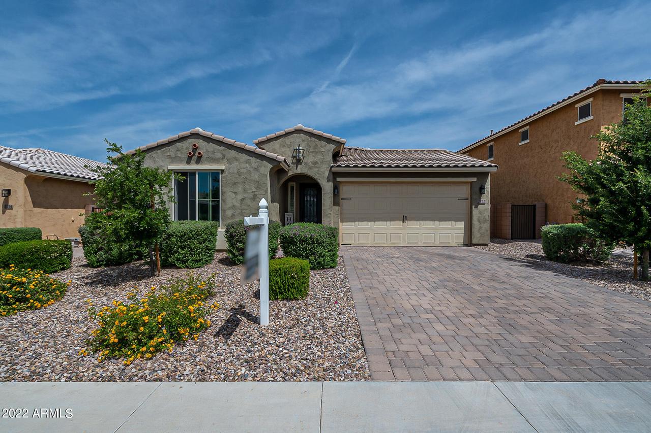 2722 E Cherry Hill Dr., Gilbert, AZ 85298