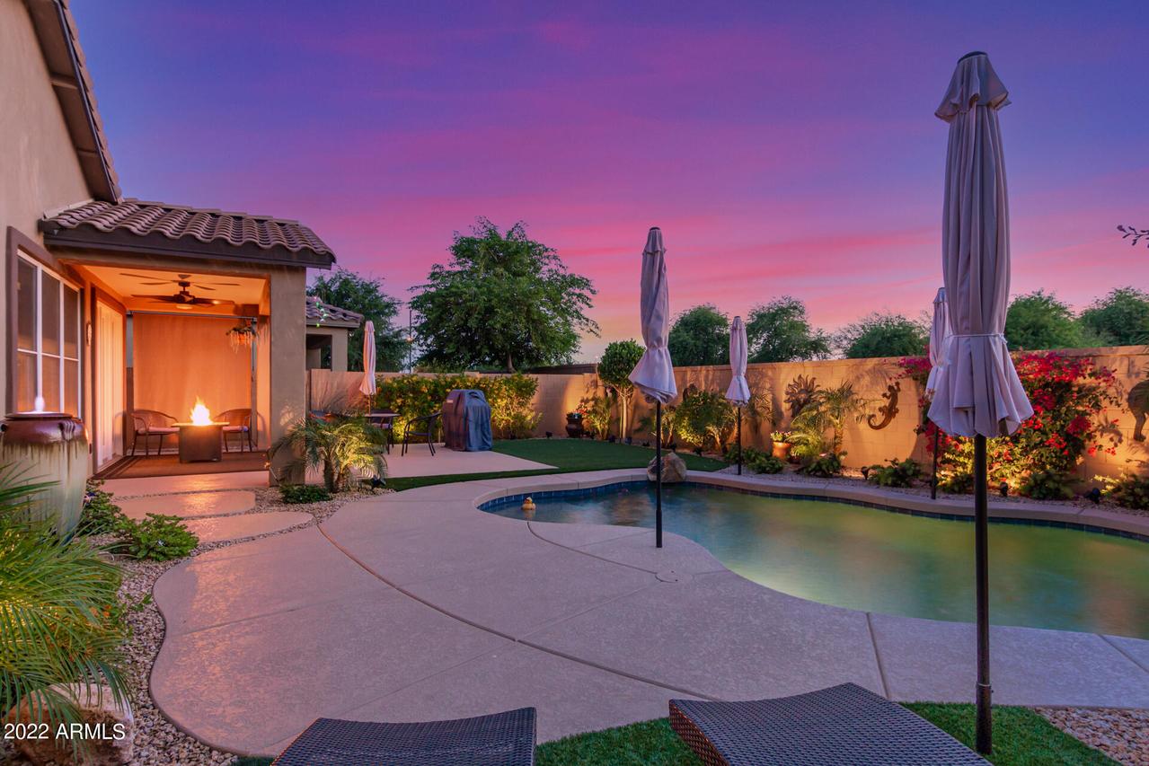 9428 N 182nd Ln., Waddell, AZ 85355