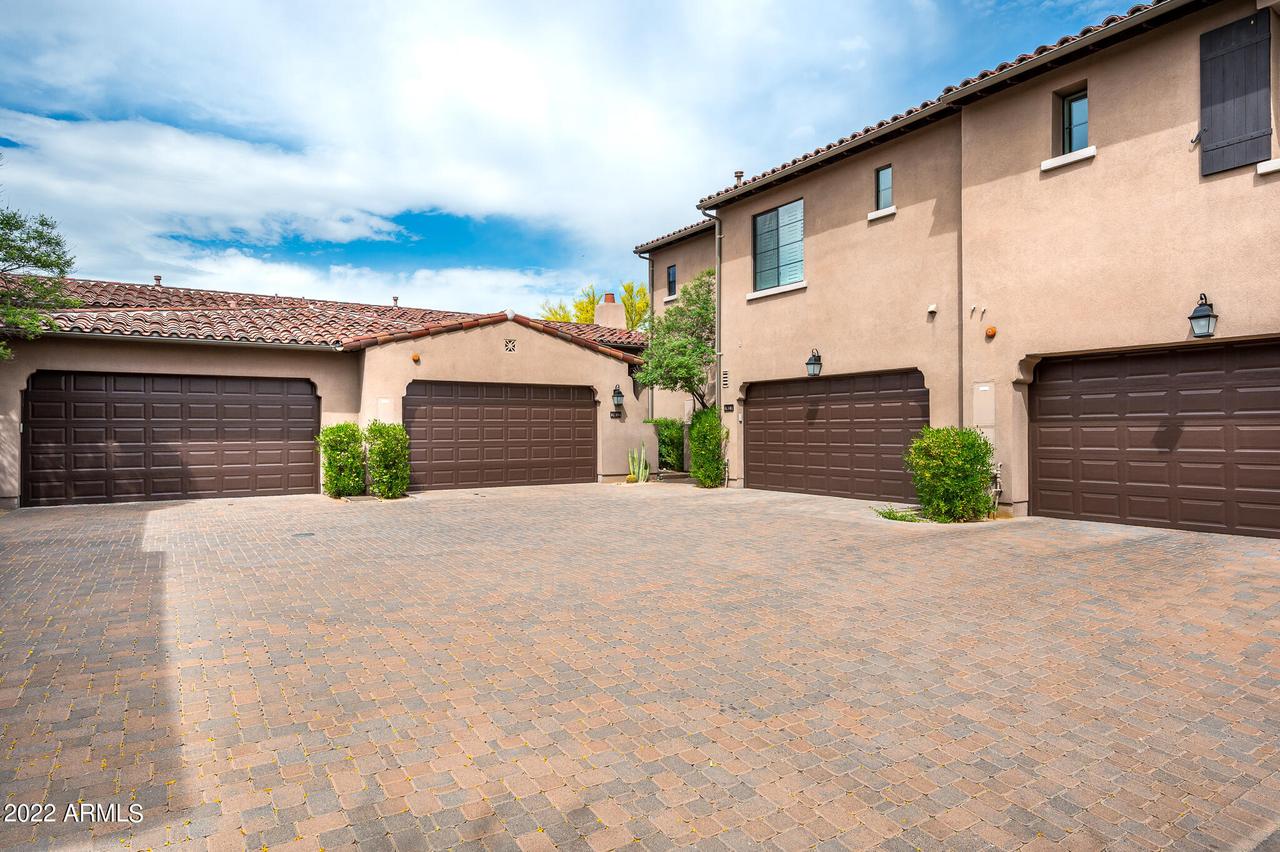 20704 N 90th Pl. #1012, Scottsdale, AZ 85255