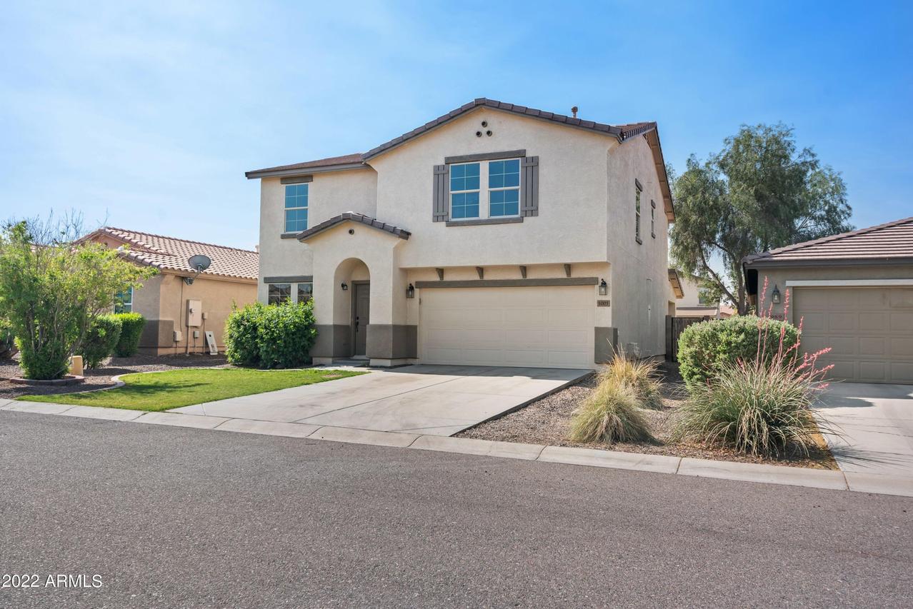 1003 E Daniella Dr., San Tan Valley, AZ 85140