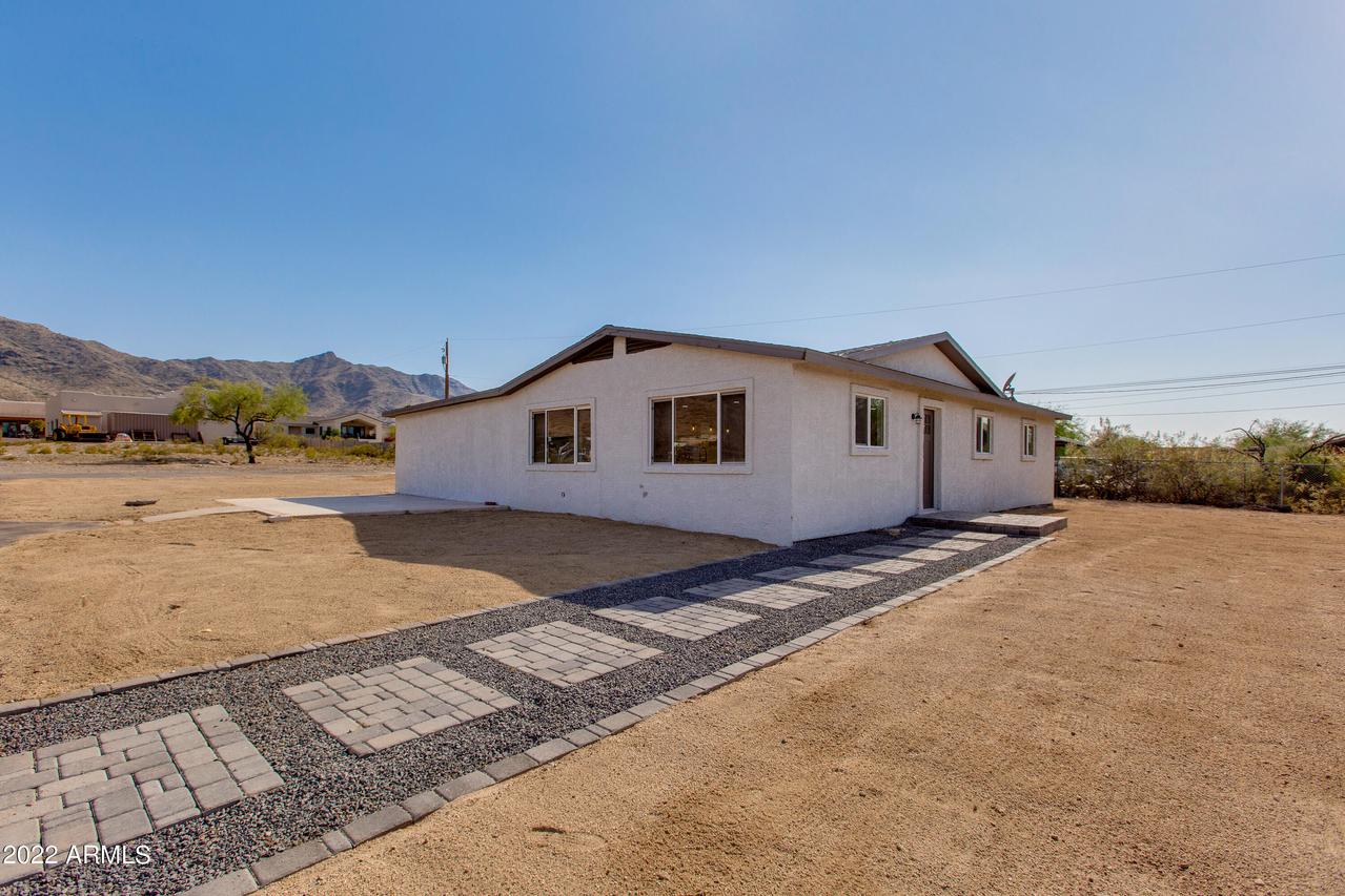 2515 W Olney Ave., Phoenix, AZ 85041