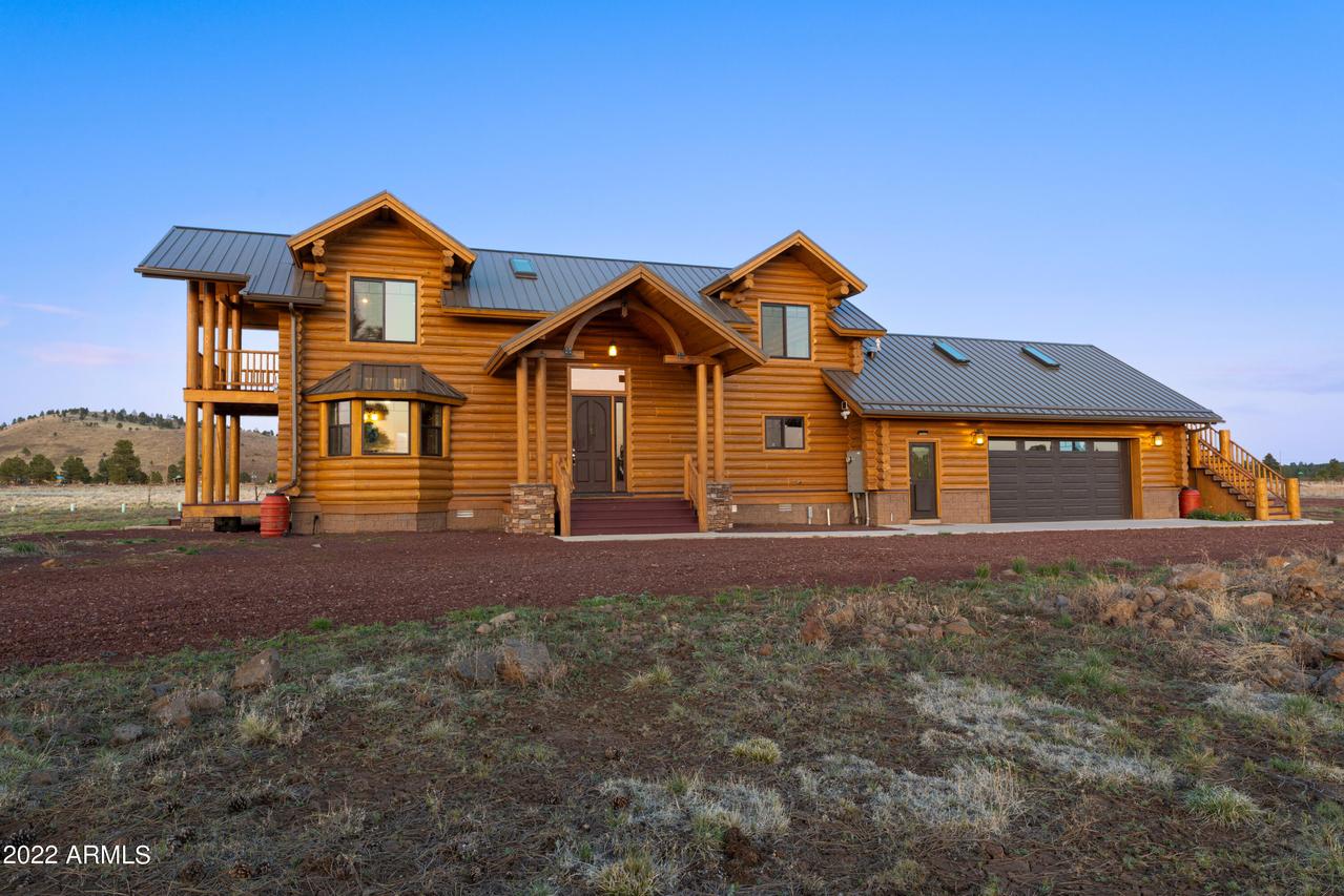 14888 Bird Song Way, Parks, AZ 86018