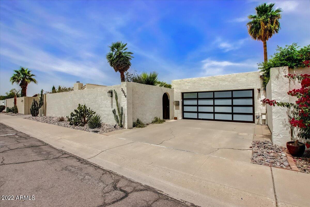 2024 E Aspen Dr., Tempe, AZ 85282