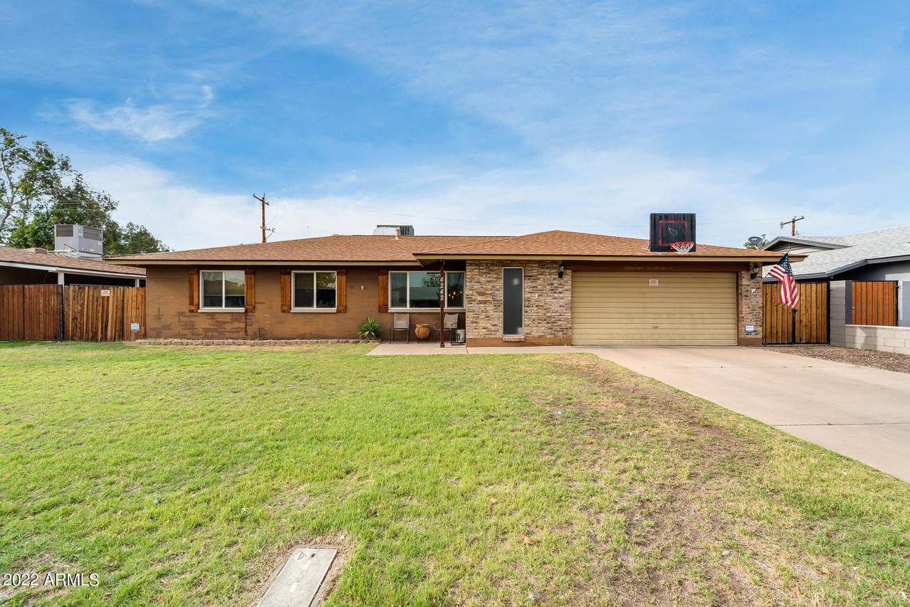 4242 W Townley Ave., Phoenix, AZ 85051