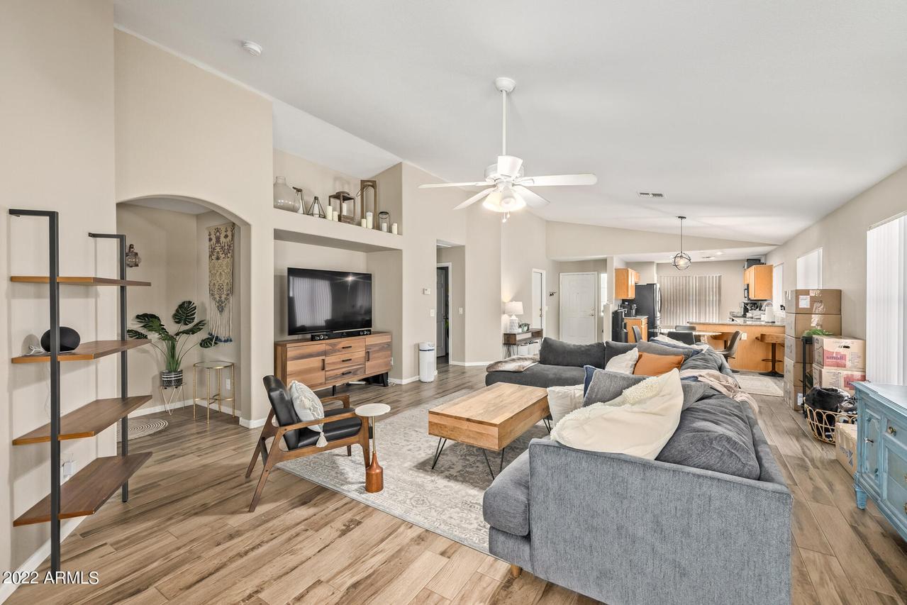 16125 W Cottonwood St., Surprise, AZ 85374