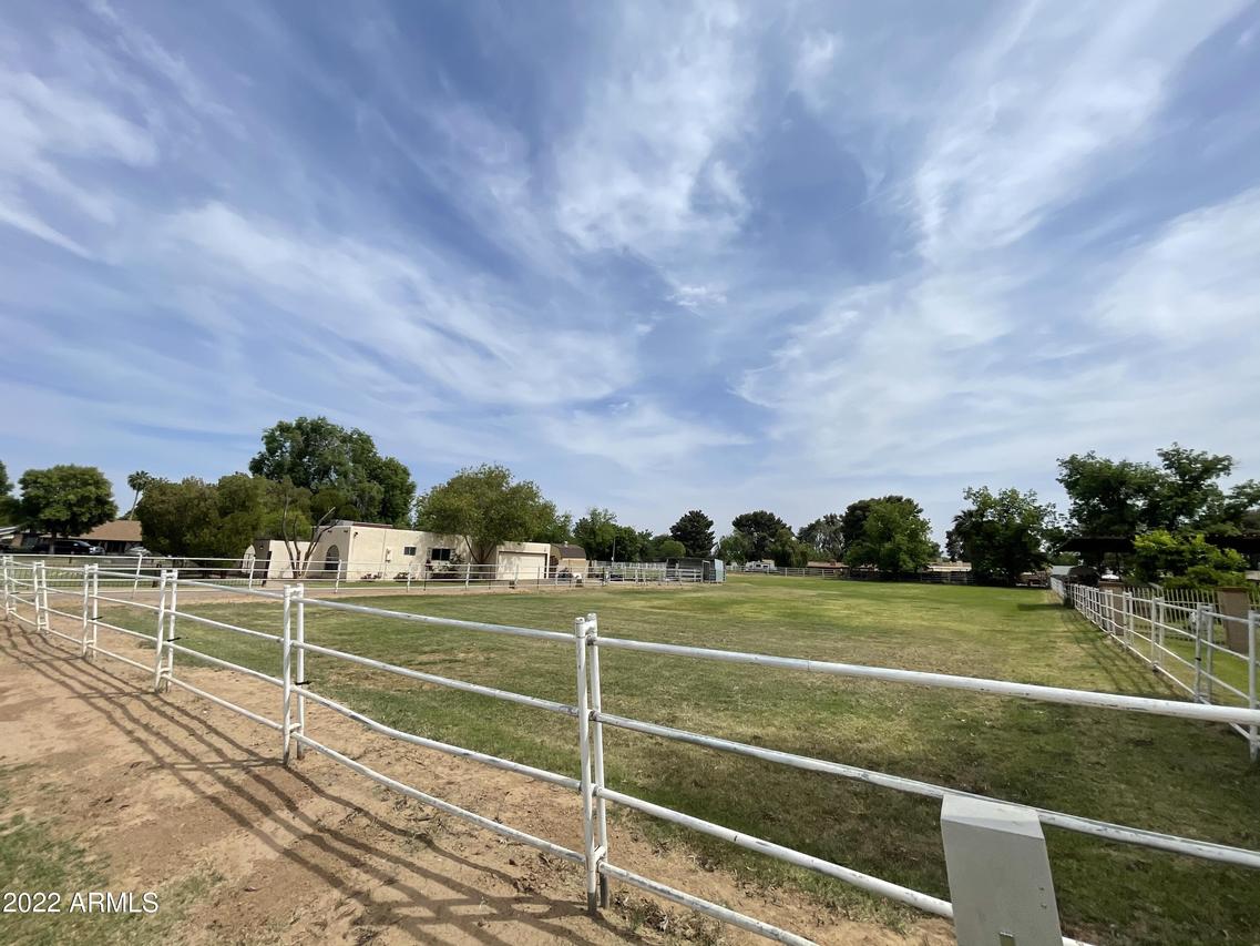 8907 W Lillian Ln., Tolleson, AZ 85353