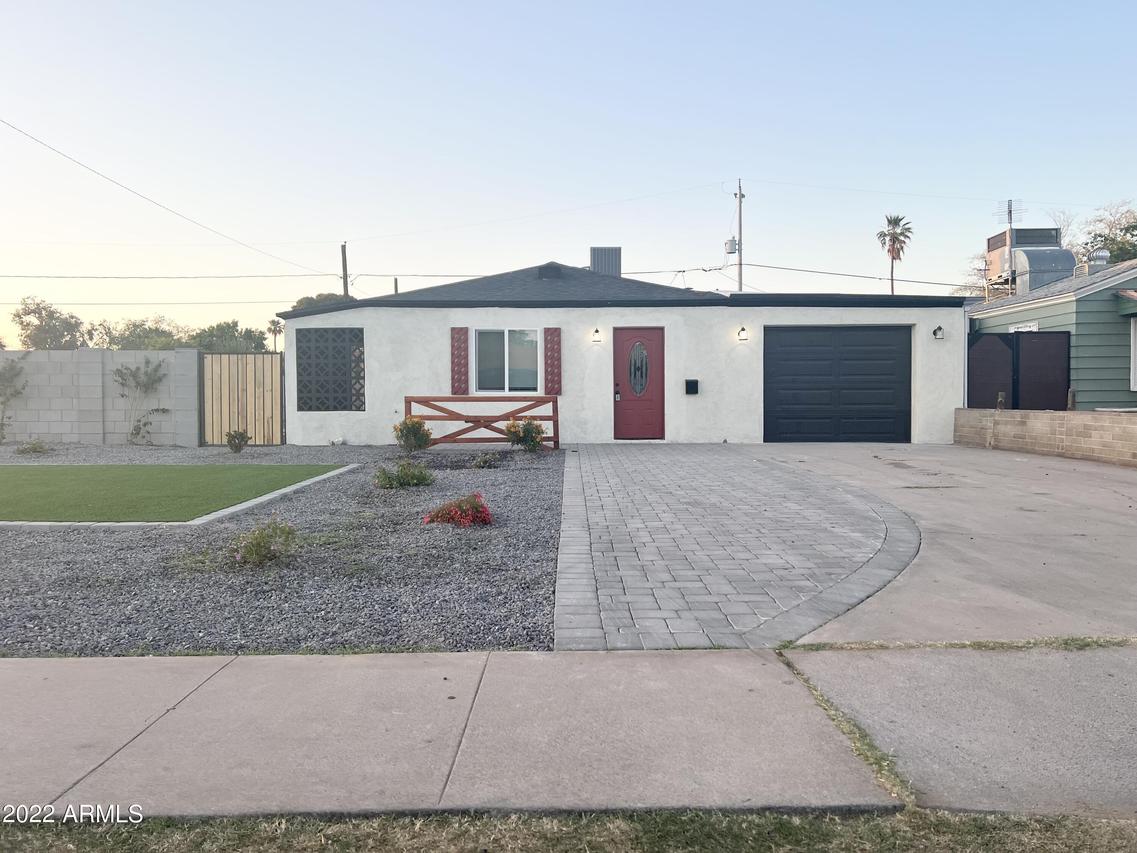 3801 N 19th St., Phoenix, AZ 85016