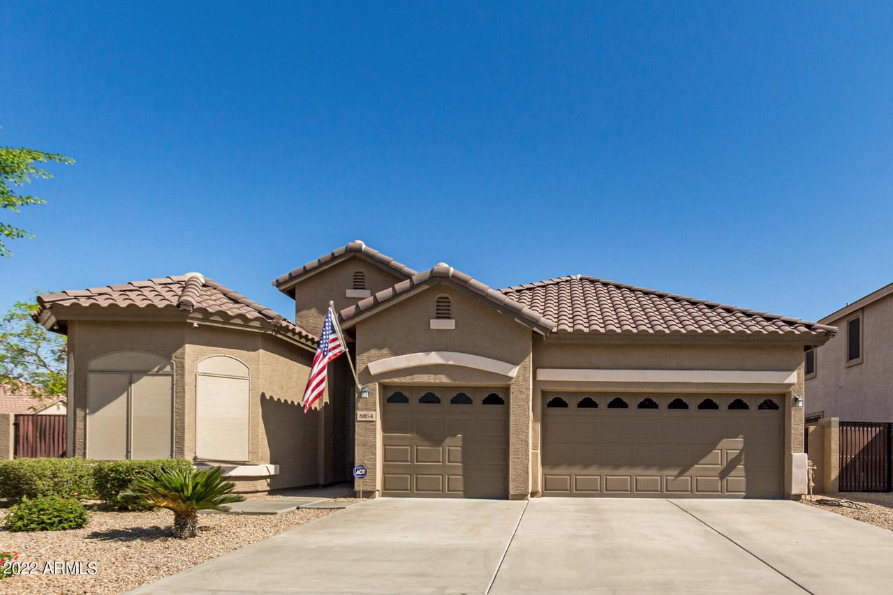 8854 W Hayward Ave., Glendale, AZ 85305
