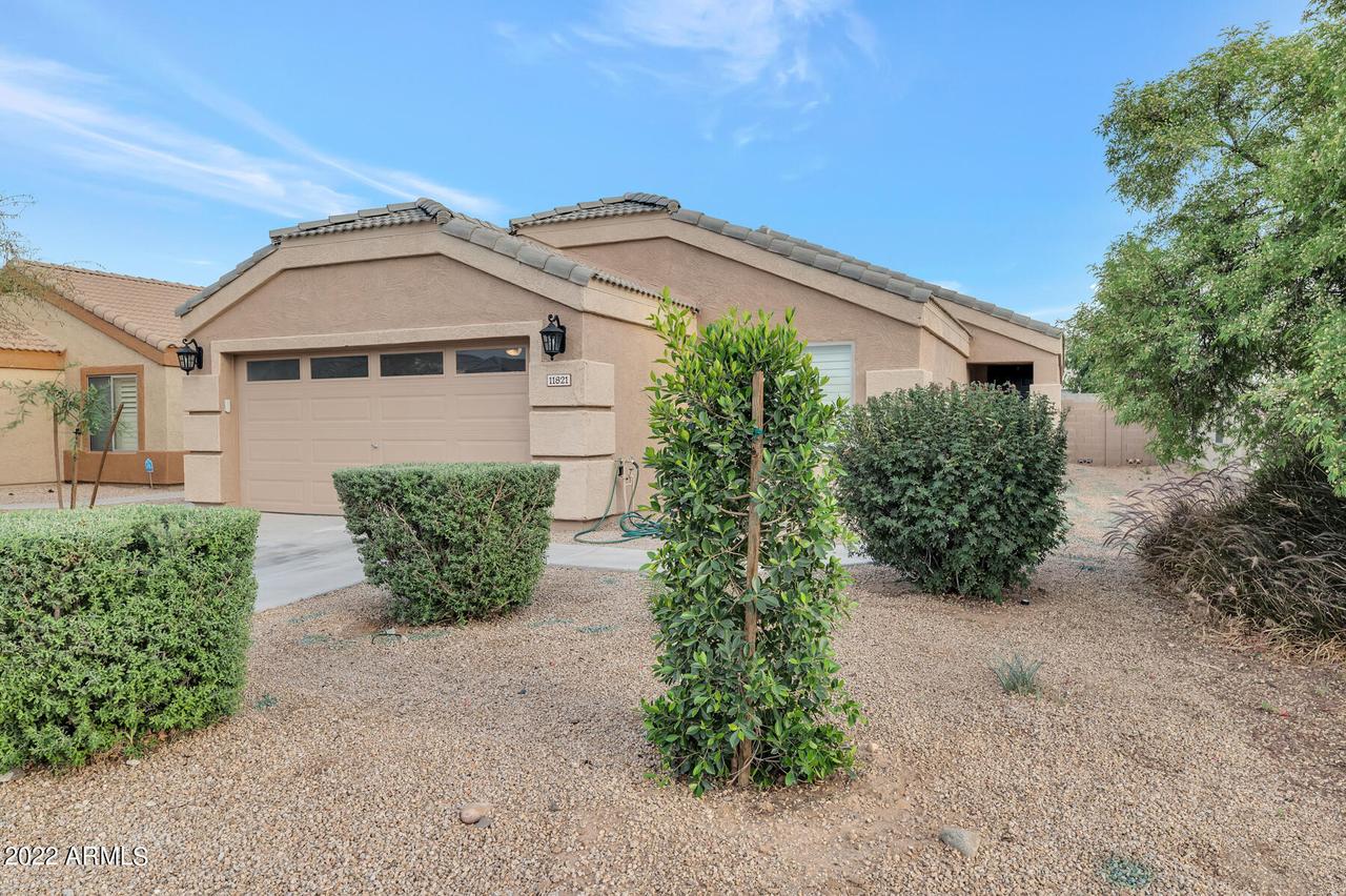 11821 W Maui Ln., El Mirage, AZ 85335