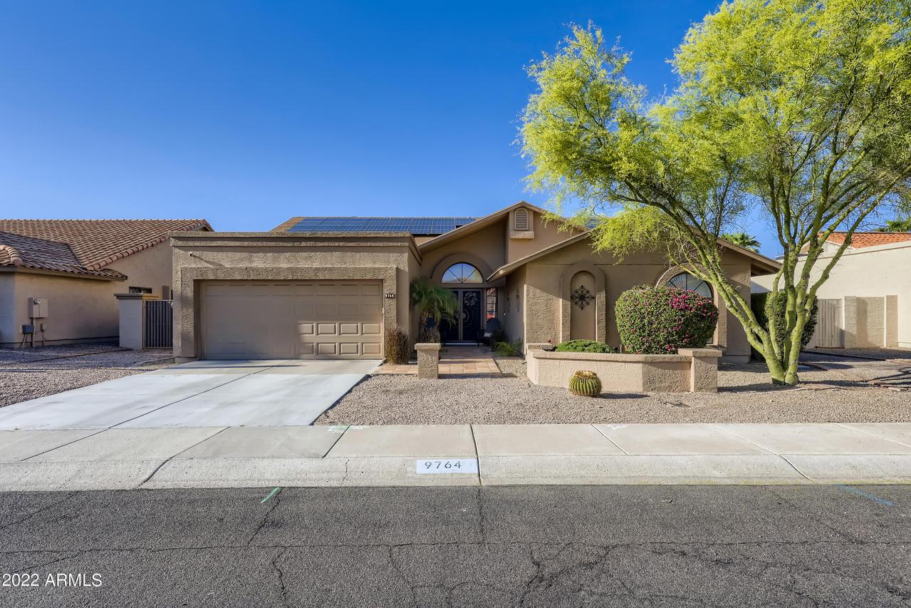 9764 W Rockwood Dr., Peoria, AZ 85382