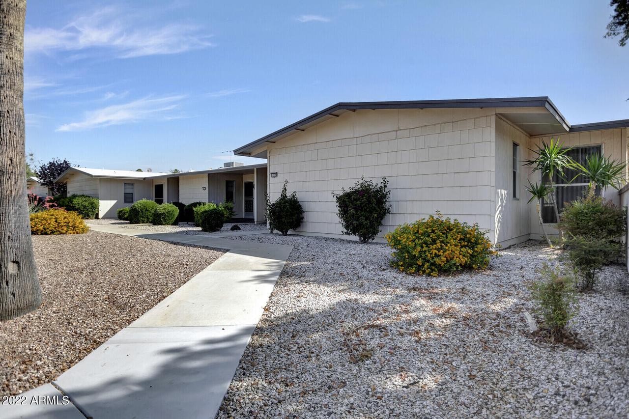 10226 W Palmeras Dr., Sun City, AZ 85373