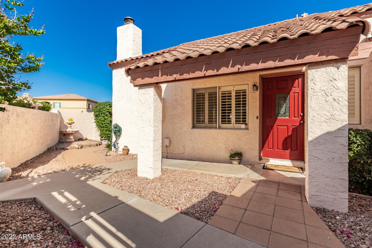 1805 S Torre Molinos Cir., Tempe, AZ 85281